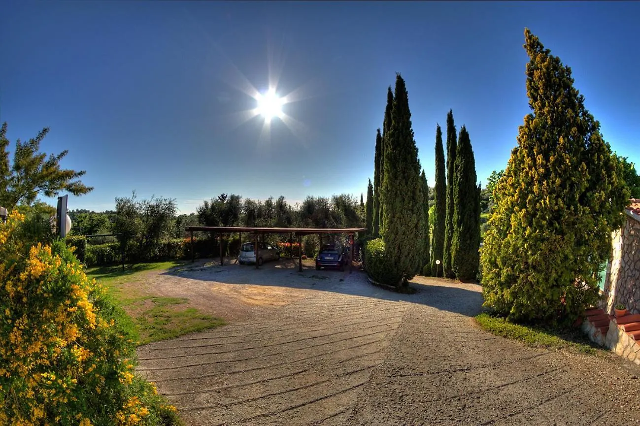 Agriturismo Poggio Del Drago モンテメラノ 0*,